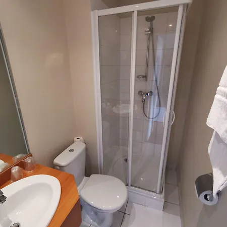 La Consigne Gare Sncf Centre Otel 2*
