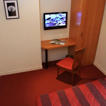 Otel La Consigne Gare Sncf Centre